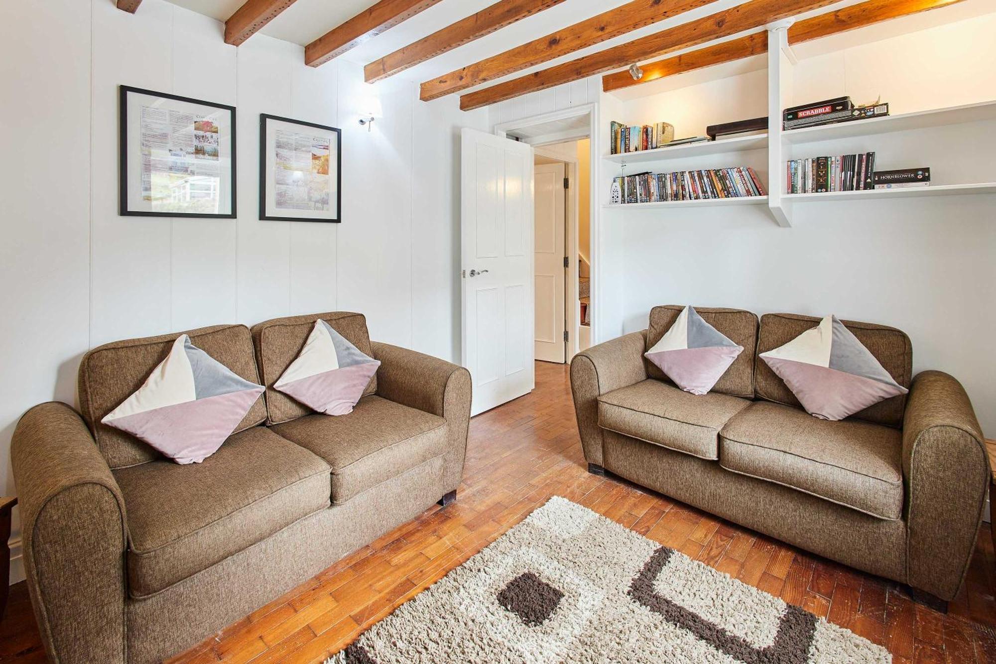 Host & Stay - Trefor Cottage 외부 사진